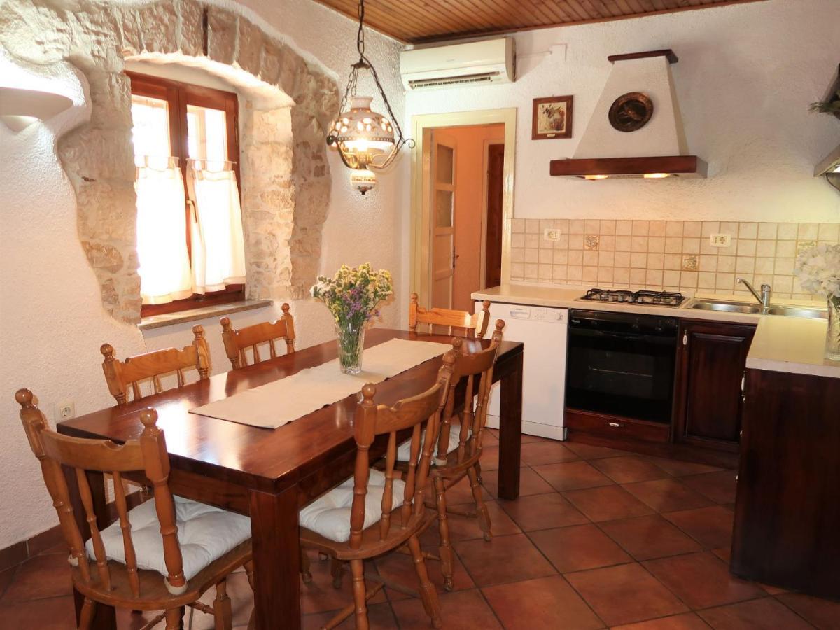 Holiday Home Nino - Lbn305 By Interhome Kršan Exteriör bild
